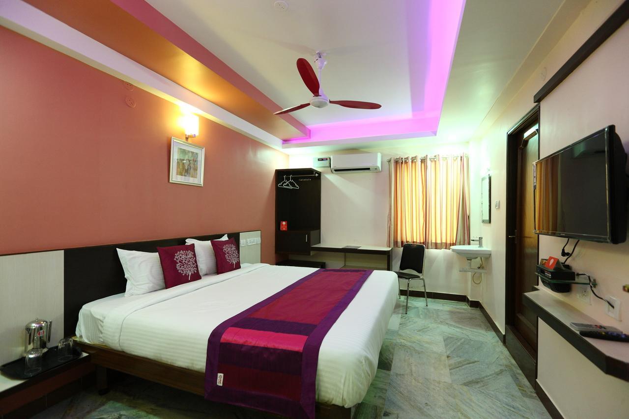 מדוראי Hotel Lotus מראה חיצוני תמונה